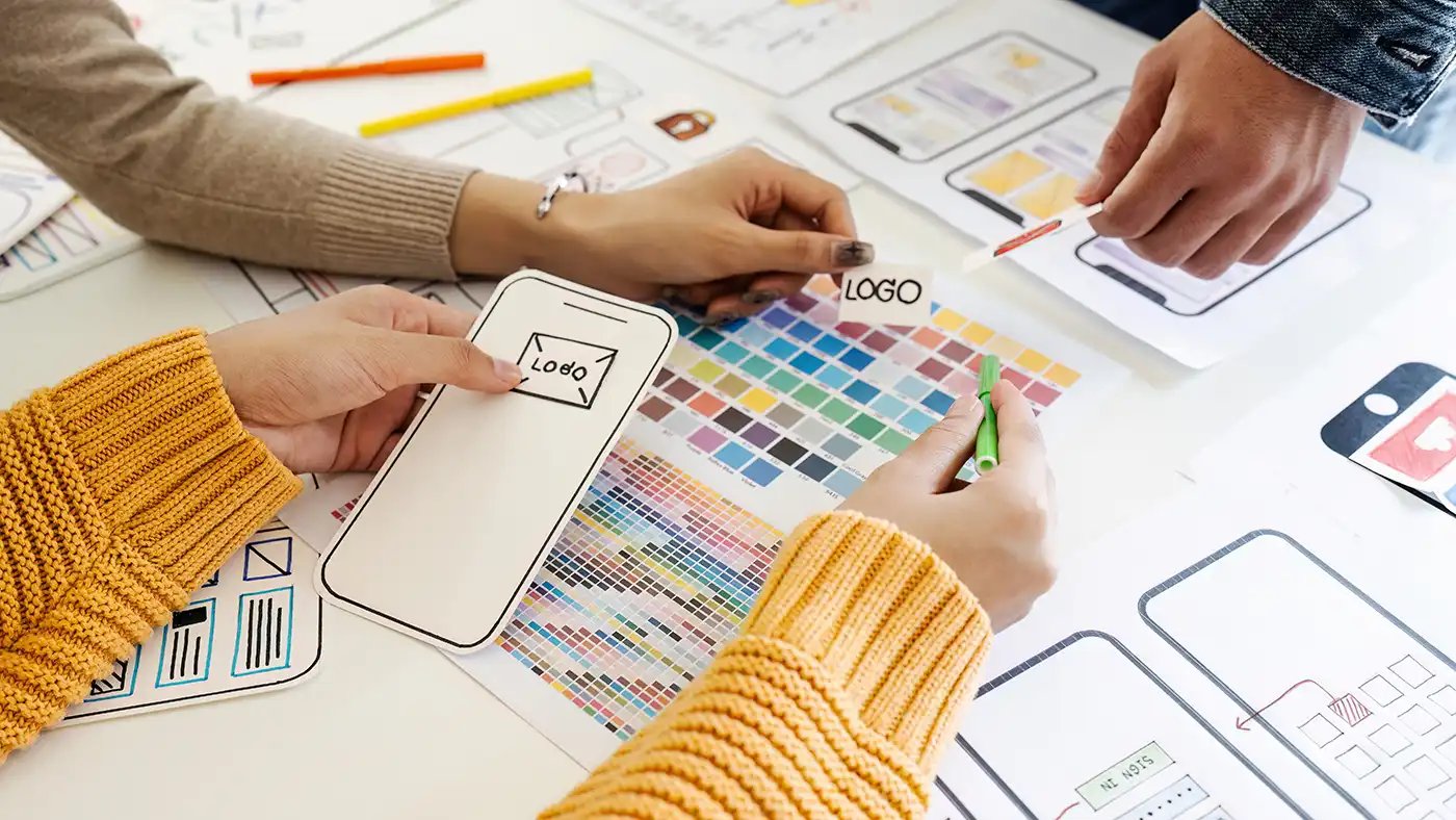 Seamgen-team-of-ui-ux-web-designer-are-working-together-to copy