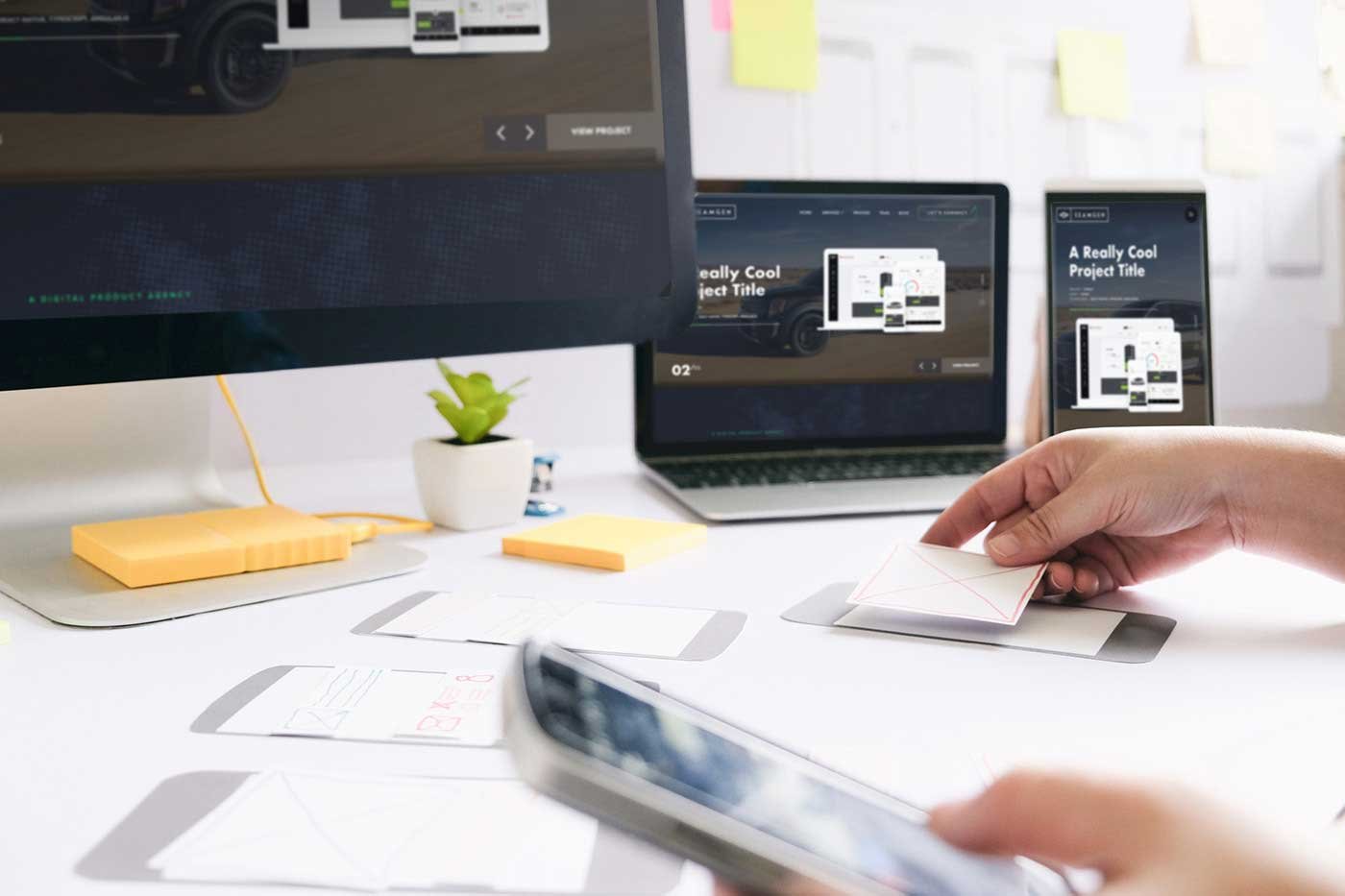 ux-ui-designer-planning-responsive-design-2022-11-11-18-28-34-utc-EDIT