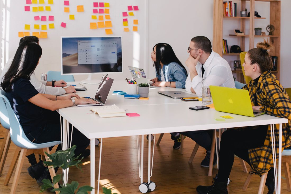 meeting with sticky notes